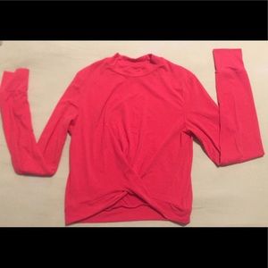 Buffbunny Long Sleeve Knotty Top